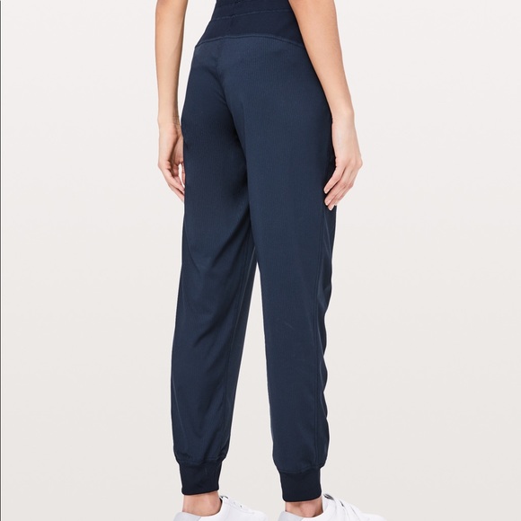 Brand New Lululemon Navy Nylon Joggers Pants! - Picture 4 of 8